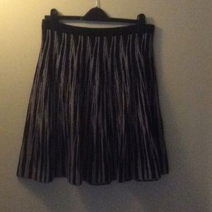 Sweater knit skirt